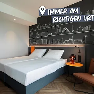 Hotel Loginn Airport 